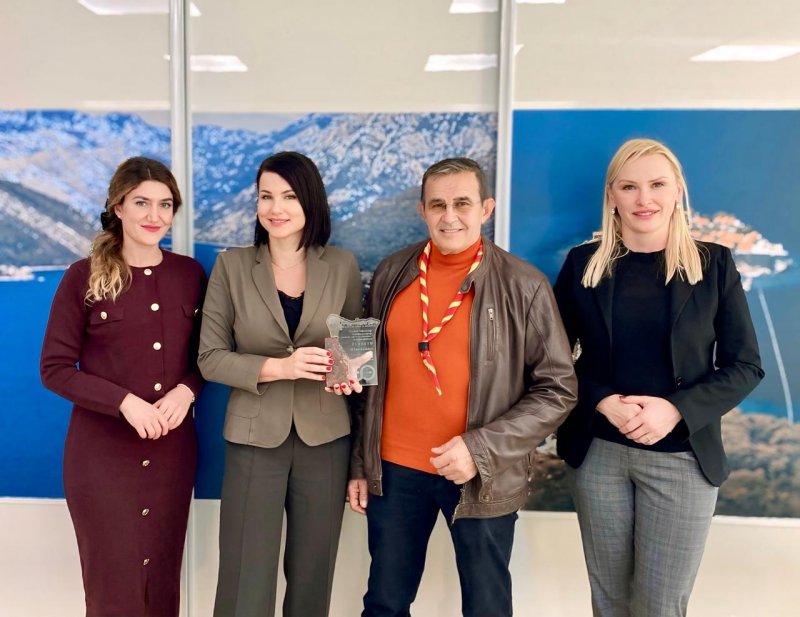 Izviđački odred „24. novembar“ uručio priznanje Javnom preduzeću