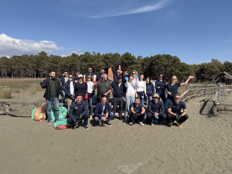 Realizovana ekološka akcija čišćenja dina na Velikoj plaži