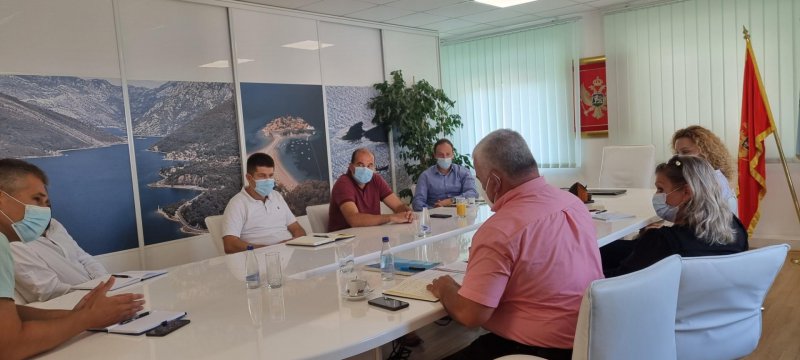 Sastanak predstavnika Javnog preduzeća za upravljanje morskim dobrom Crne Gore sa predstavnicima Opštine Ulcinj